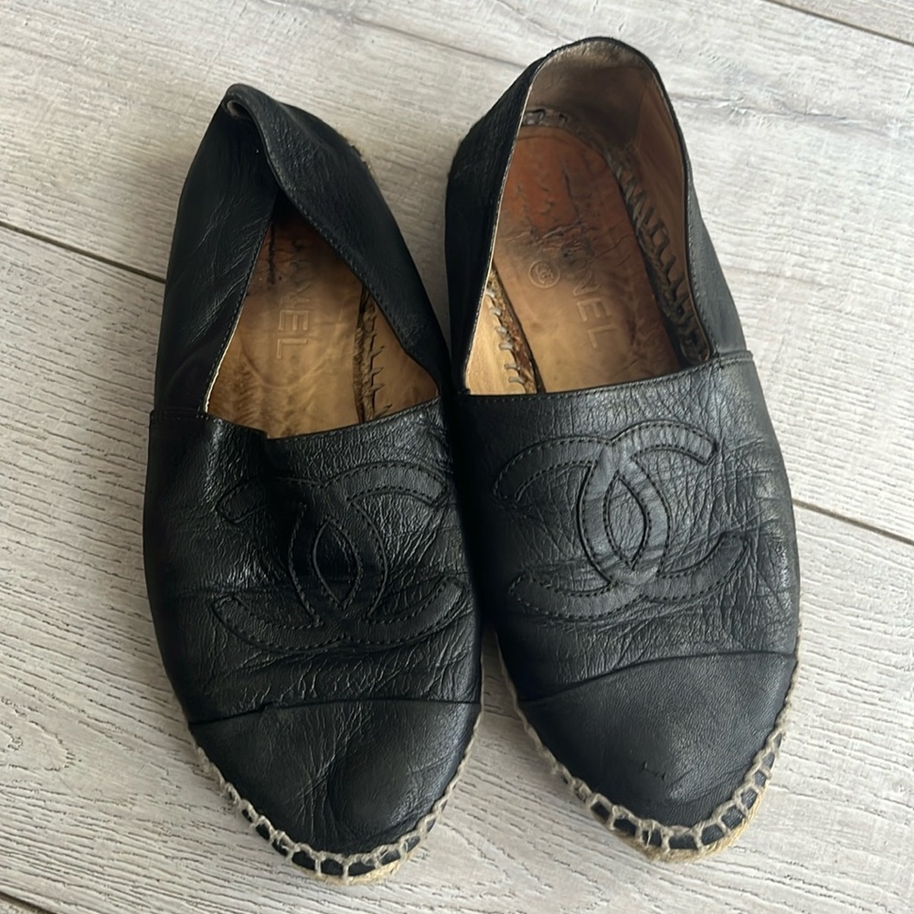 Chanel Espadrilles used fair condition lambs leather black tan authentic 37
